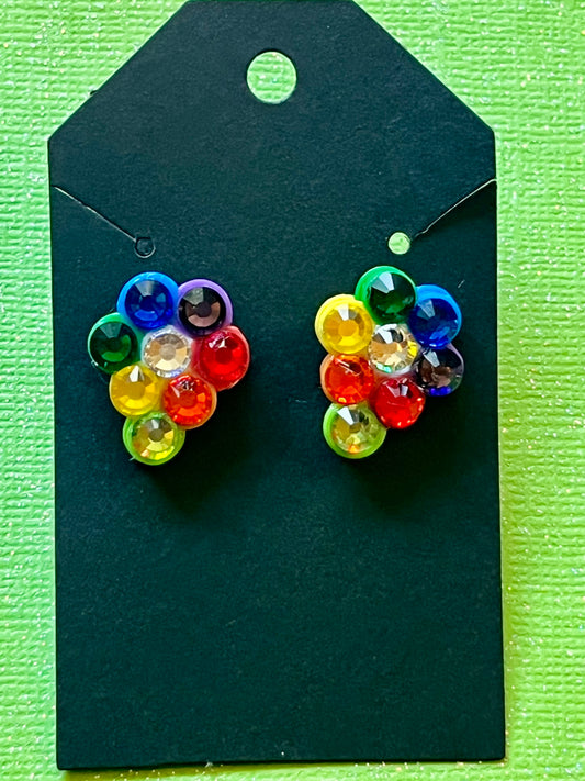 Flower stud earrings
